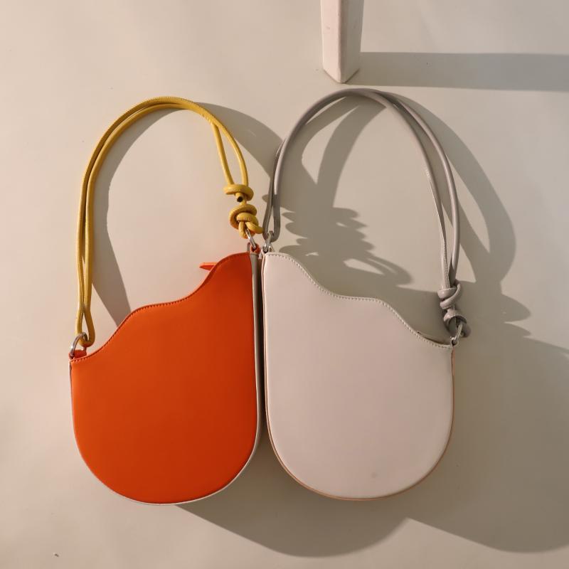 Niche Design Semi-Circular Saddle Bag