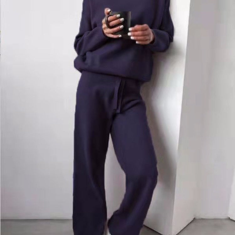 Women’s Turtleneck Sweater & Drawstring Pants