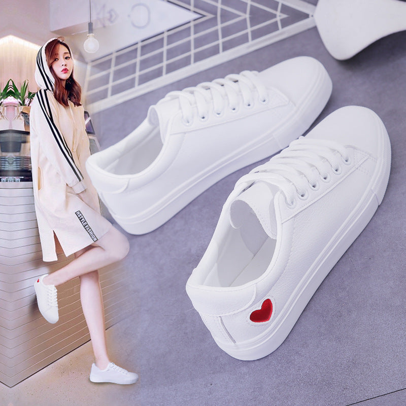 Fashion PU Leather Heart Flats for Women