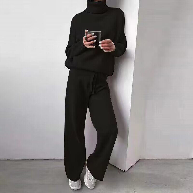 Women’s Turtleneck Sweater & Drawstring Pants