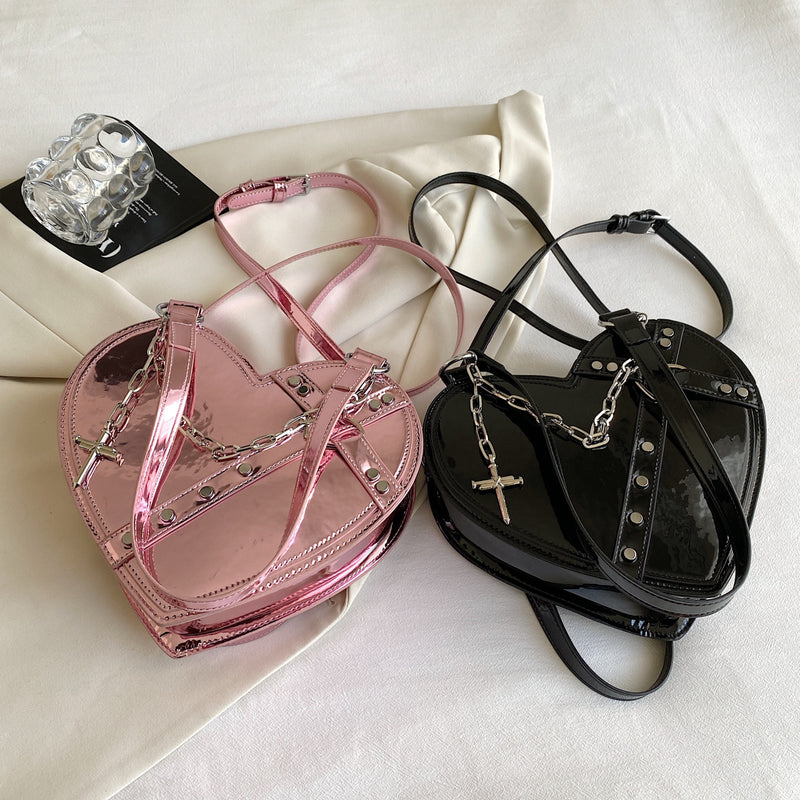 Heart-Shaped Large Chain Bag